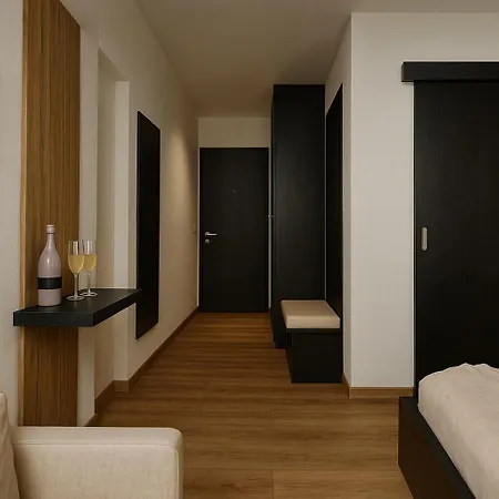 Veluna One Aparthotel *